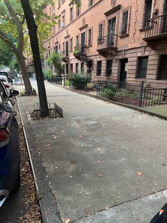 Listing photo 1 of 12