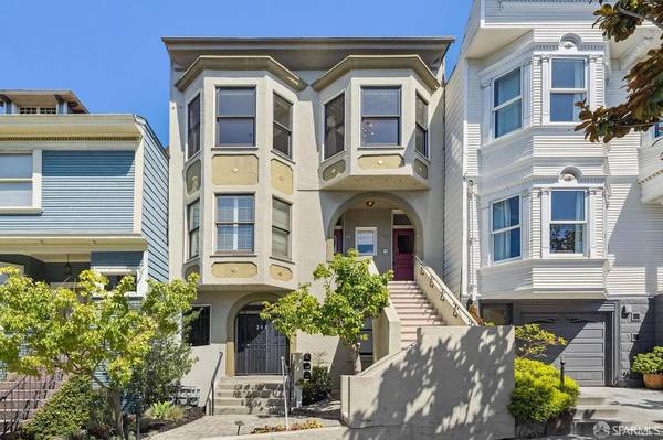 Listing photo 1 of 5