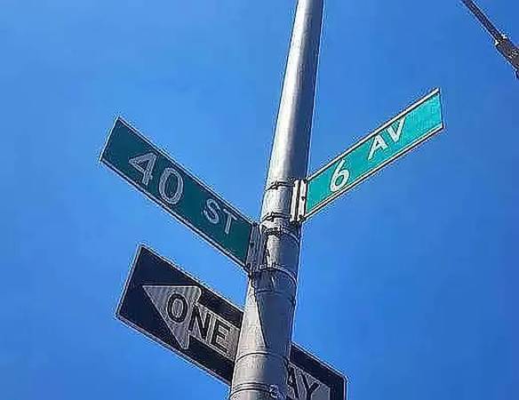 Listing photo 1 of 5