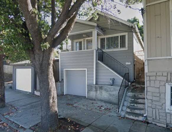 Listing photo 1 of 5