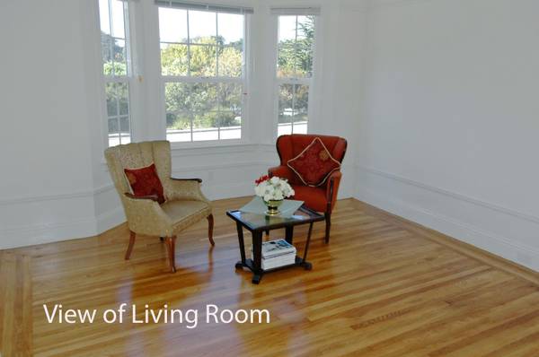 Listing photo 1 of 5
