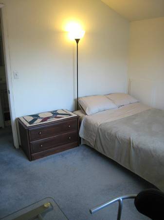 Listing photo 1 of 3