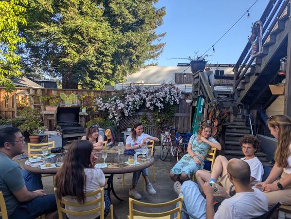 Listing photo 1 of 5