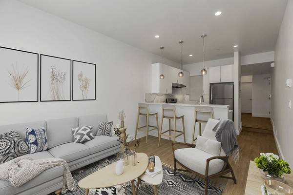 Listing photo 1 of 5