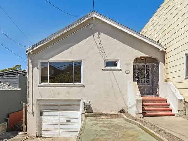 Listing photo 1 of 5