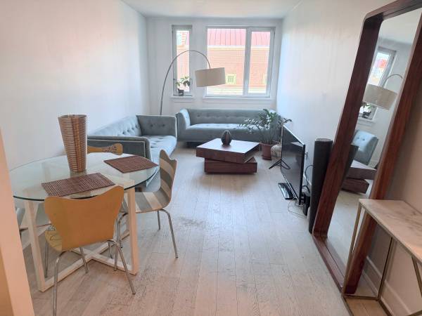 Listing photo 1 of 5