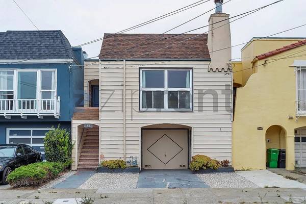 Listing photo 1 of 5