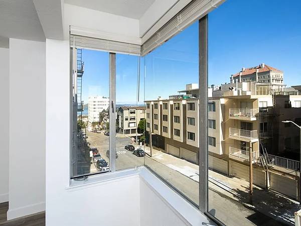 Listing photo 1 of 5