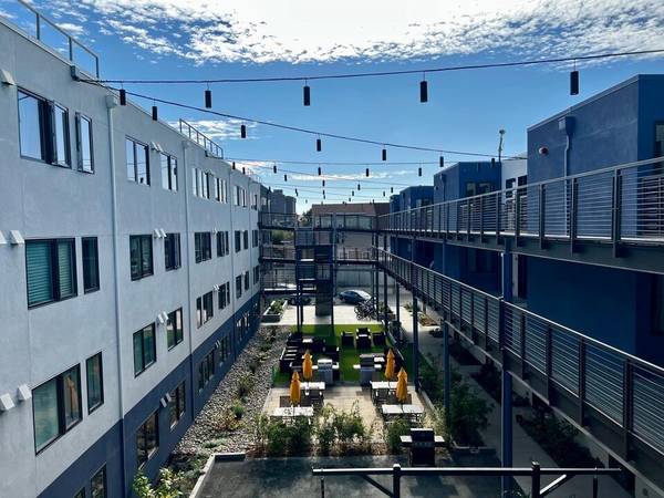 Listing photo 1 of 5