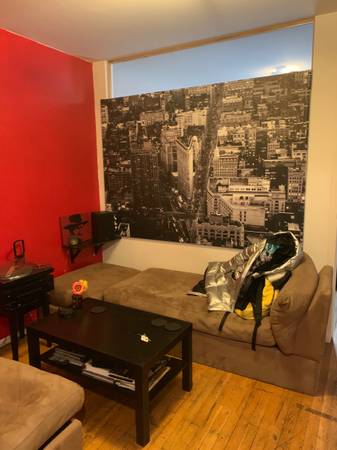 Listing photo 1 of 2