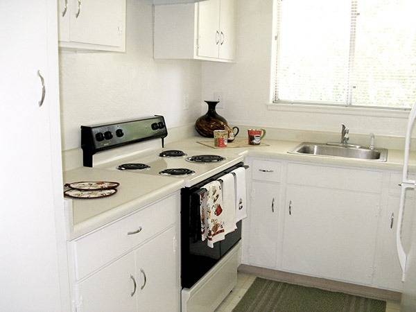 Listing photo 1 of 5