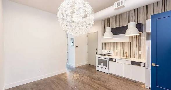 Listing photo 1 of 5