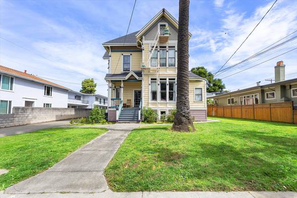 Listing photo 1 of 5