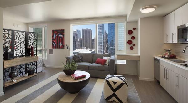 Listing photo 1 of 5