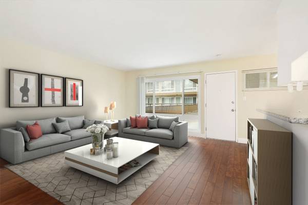 Listing photo 1 of 5