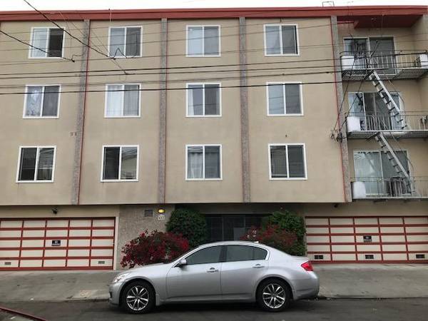 Listing photo 1 of 5