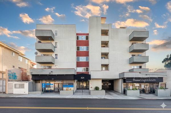 Listing photo 1 of 5