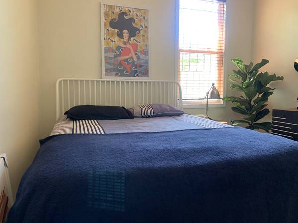 Listing photo 1 of 3