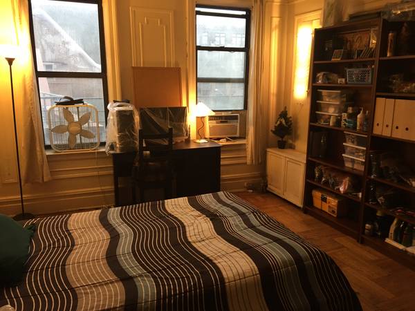 Listing photo 1 of 3