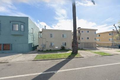 Listing photo 1 of 5