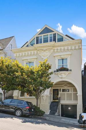 Listing photo 1 of 5