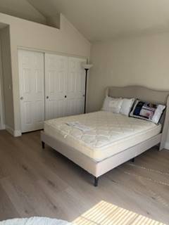 Listing photo 1 of 4