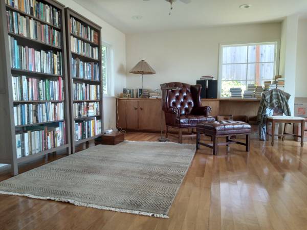 Listing photo 1 of 5
