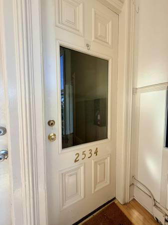 Listing photo 1 of 5