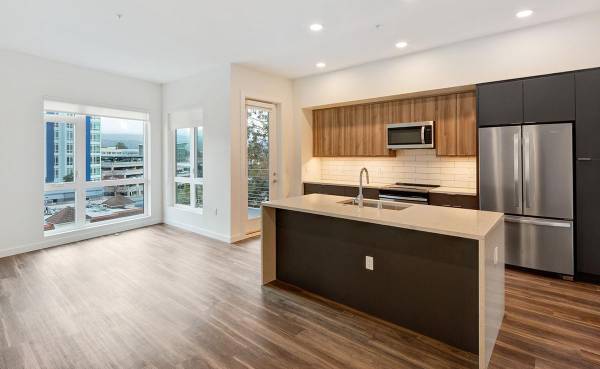 Listing photo 1 of 5