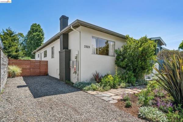 Listing photo 1 of 5