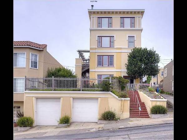 Listing photo 1 of 5