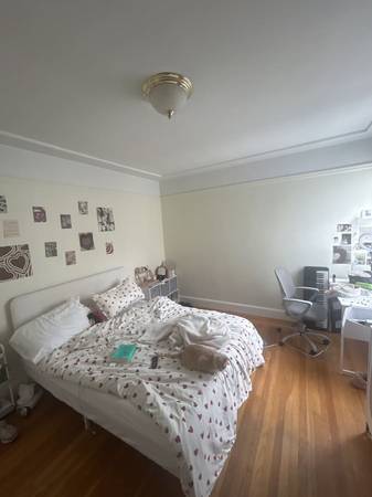 Listing photo 1 of 5