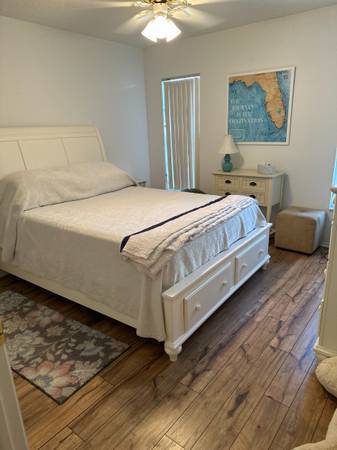 Listing photo 1 of 3