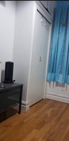 Listing photo 1 of 4