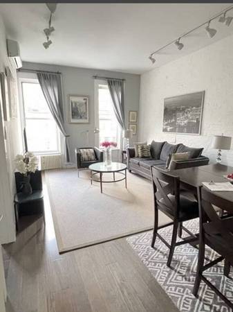 Listing photo 1 of 4