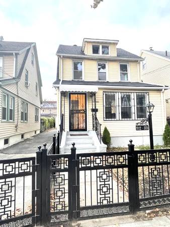 Listing photo 1 of 5