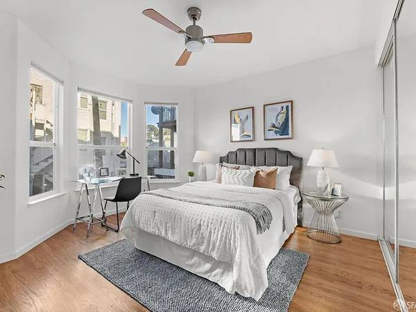 Listing photo 1 of 5