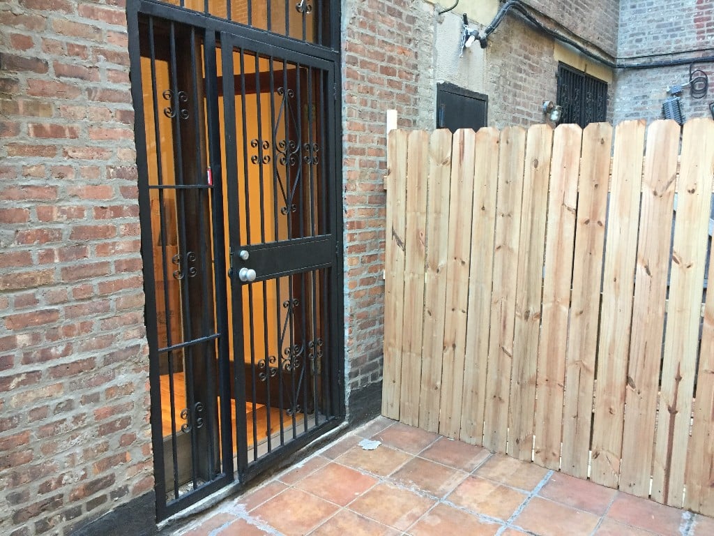 Listing photo 1 of 7