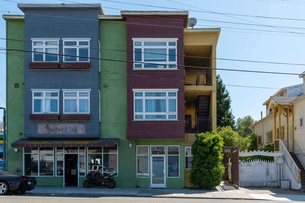 Listing photo 1 of 5
