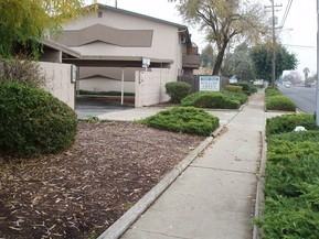 Listing photo 1 of 5