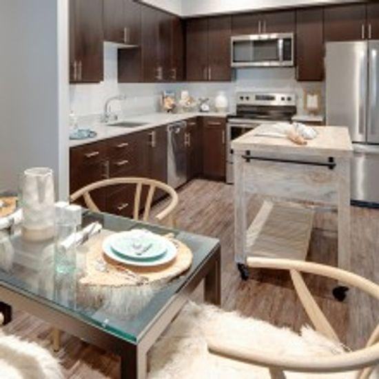 Listing photo 1 of 5