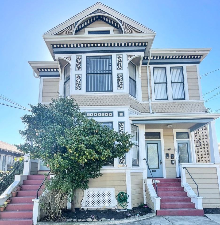 Listing photo 1 of 5