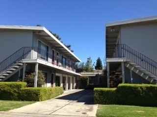 Listing photo 1 of 5