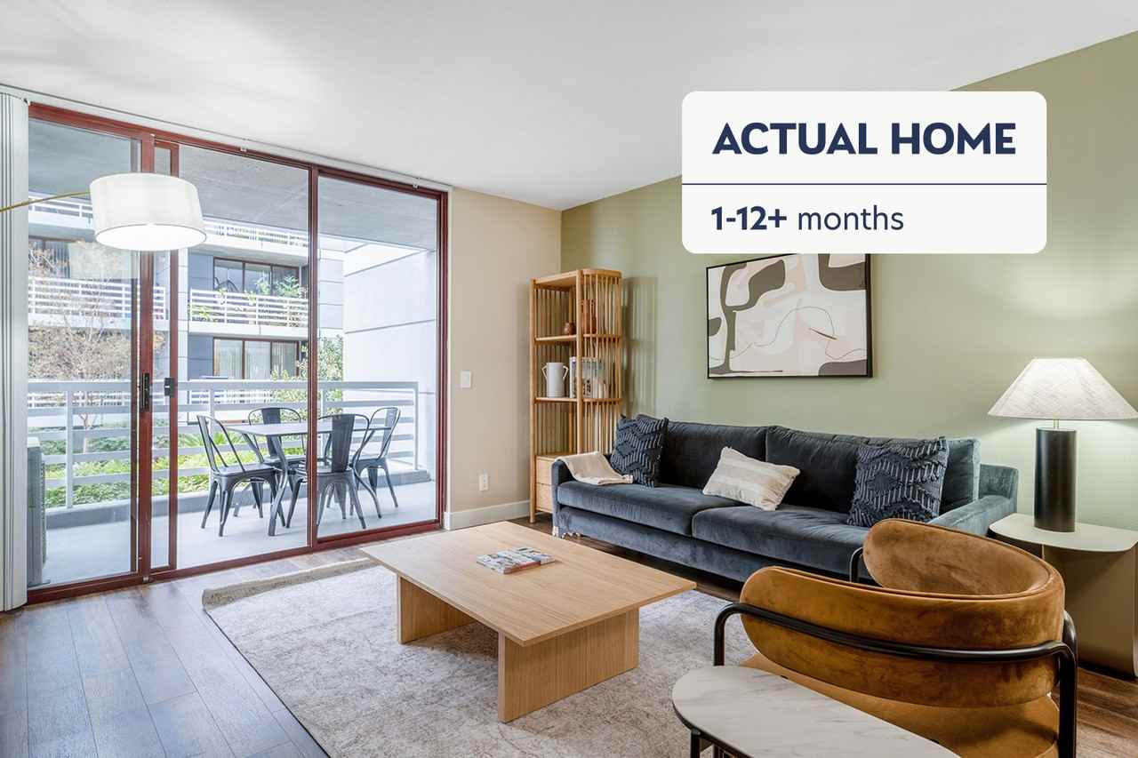 Listing photo 1 of 5