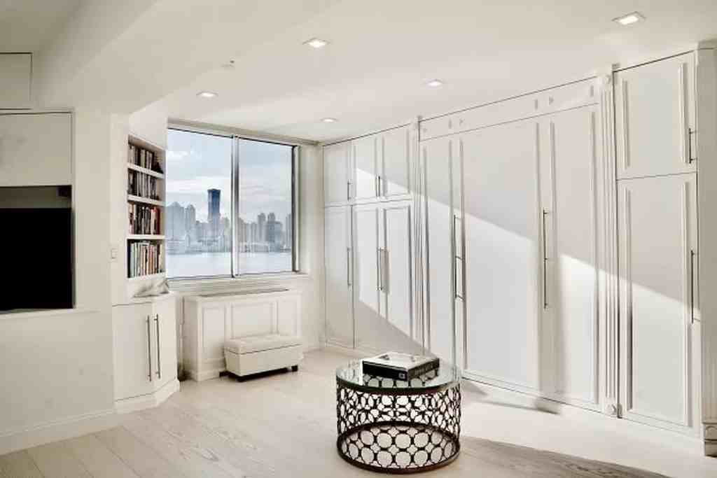 Listing photo 1 of 5