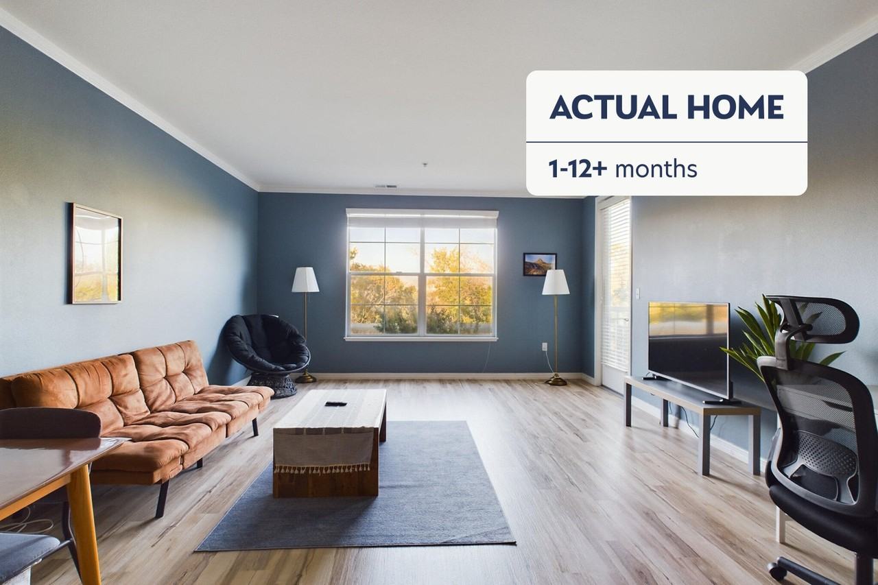 Listing photo 1 of 5