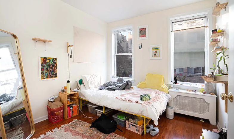 Listing photo 1 of 5