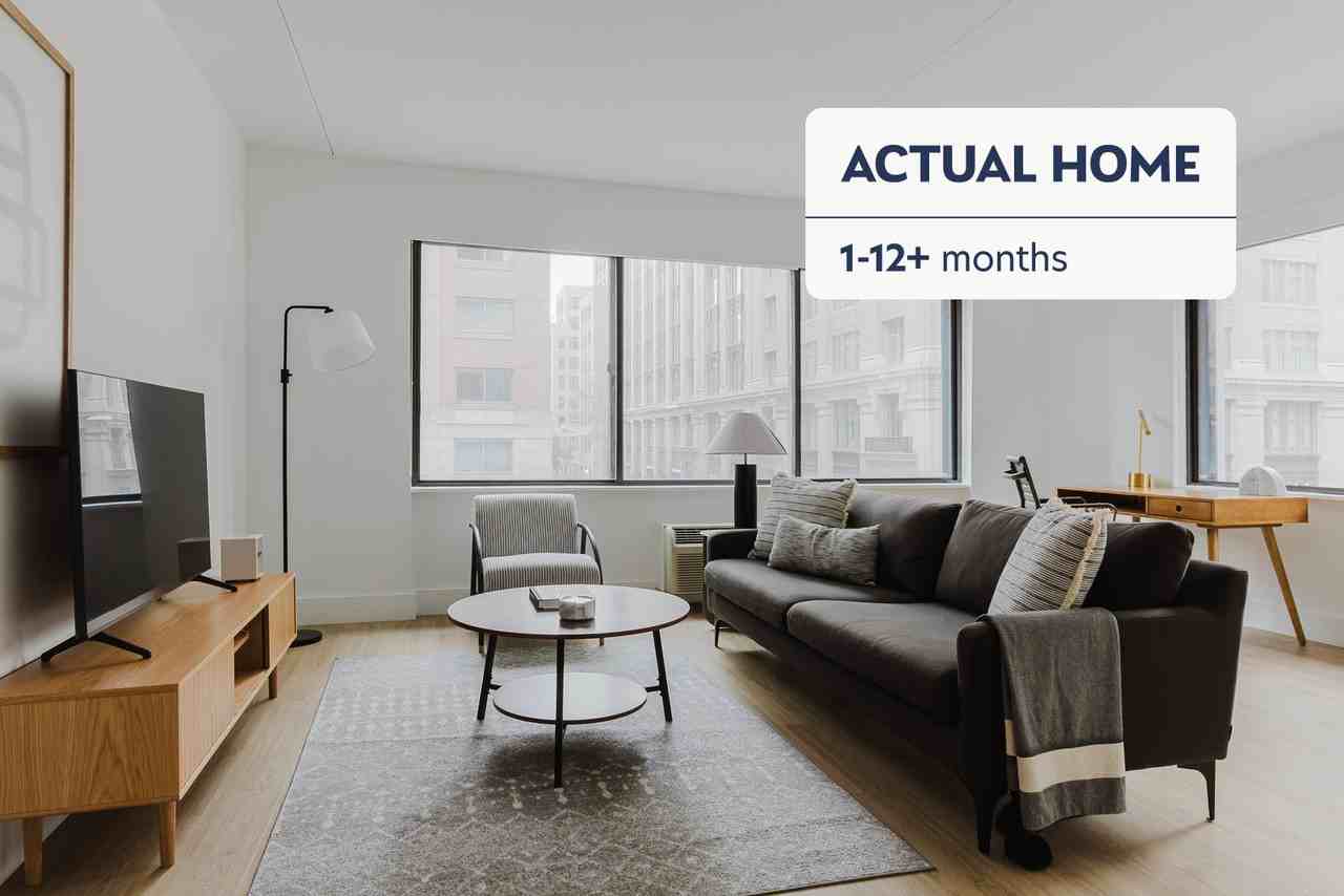 Listing photo 1 of 5