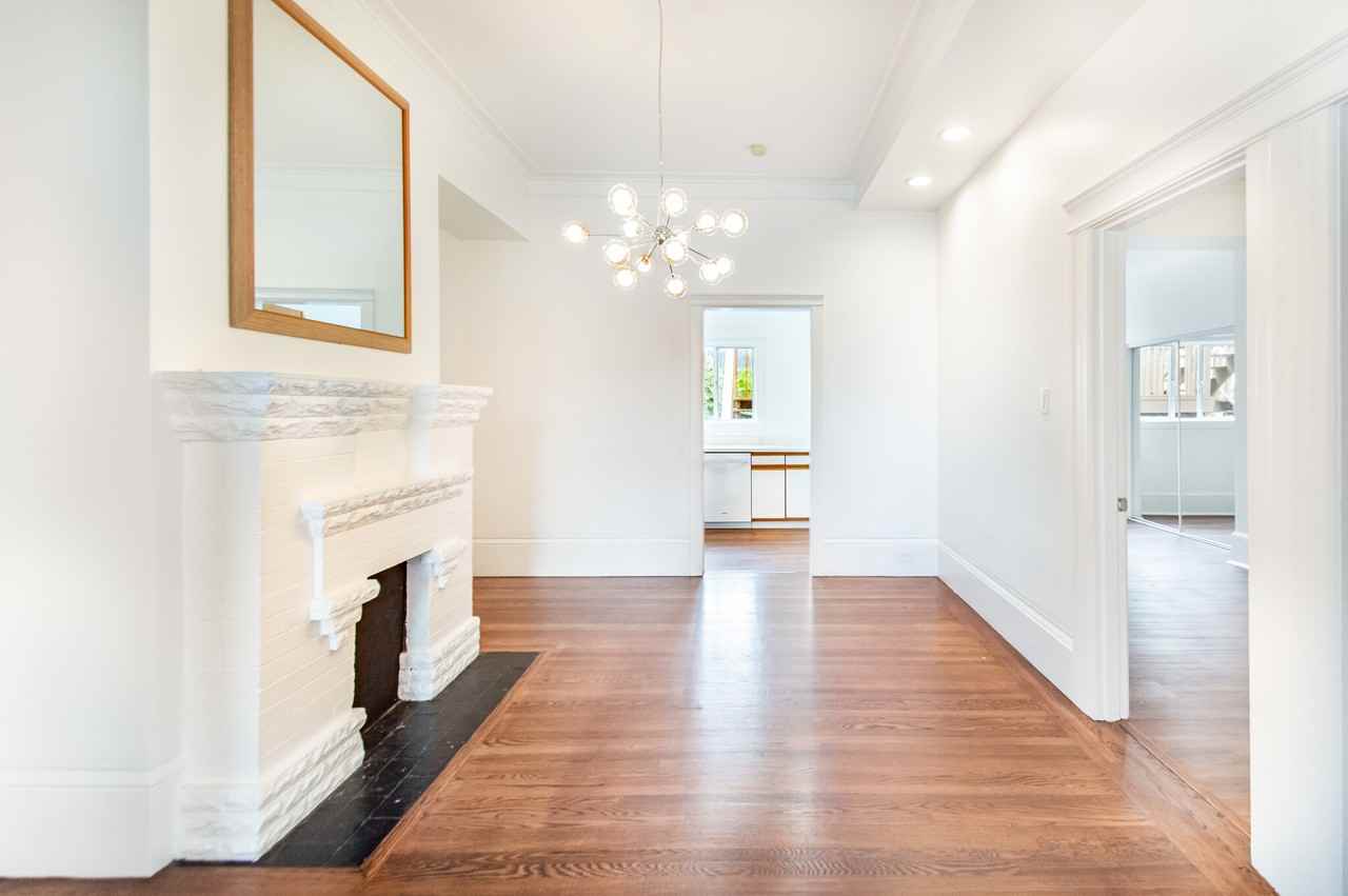 Listing photo 1 of 5