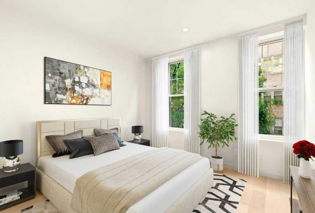 Listing photo 1 of 5